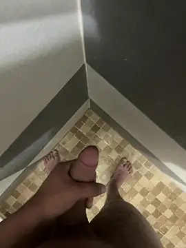 mylovetr1 online show from February 9, 6:01 am