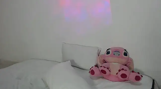 Nataly Dolll online show from December 7, 6:43 am