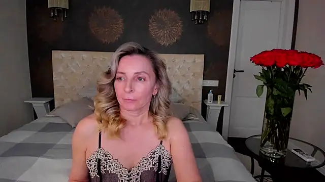 AllisonWilliams online show from September 15, 5:24 pm