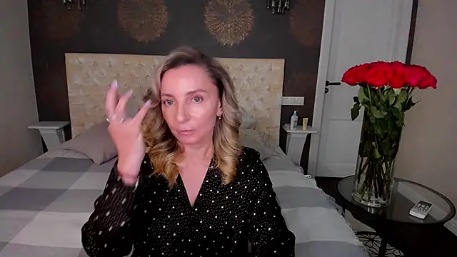 AllisonWilliams online show from September 17, 4:30 pm