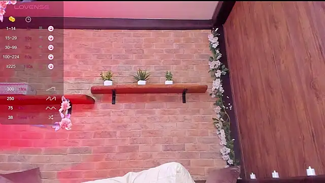 Lizzyvixxx online show from November 24, 7:41 am