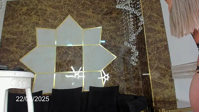 Charlie Doll online show from March 22, 5:17 am