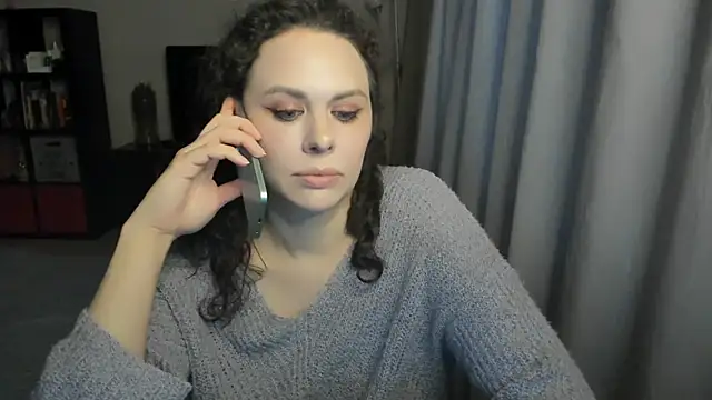 MollyCheiz online show from May 29, 5:55 pm