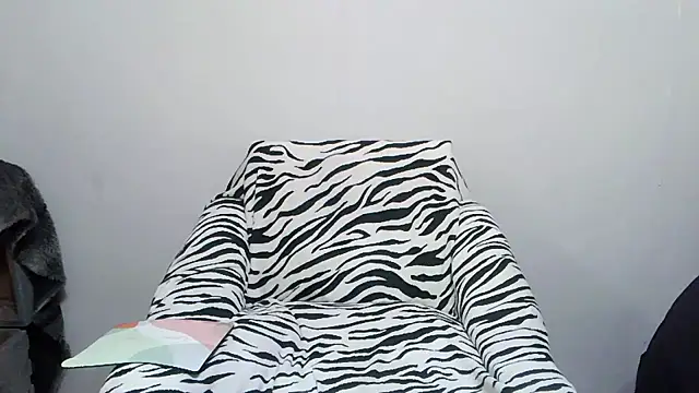 Snapshot of kisandgioni chatting on March 7, 4:00 pm kisandgioni online show from March 7, 4:00 pm