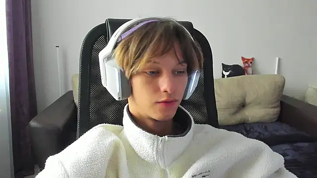 Ostin meow online show from September 29, 5:23 am