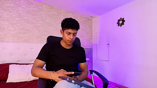 wagz online show from December 2, 11:48 am