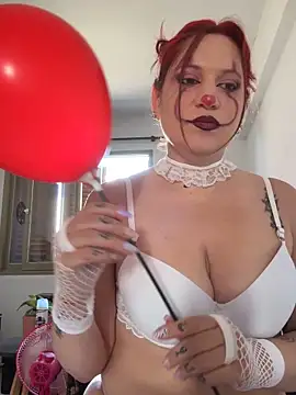 Snapshot of Macadiez10 chatting on October 31, 4:41 pm Macadiez10 online show from October 31, 4:41 pm