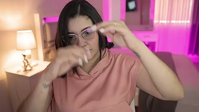 Camilaa bueno online show from December 18, 9:18 pm