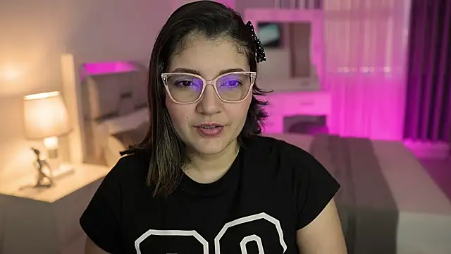 Camilaa bueno online show from January 11, 9:46 pm