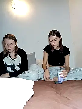 ella grays online show from October 12, 6:40 pm