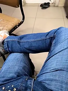 Snapshot of faaseel chatting on October 18, 5:54 am faaseel online show from October 18, 5:54 am