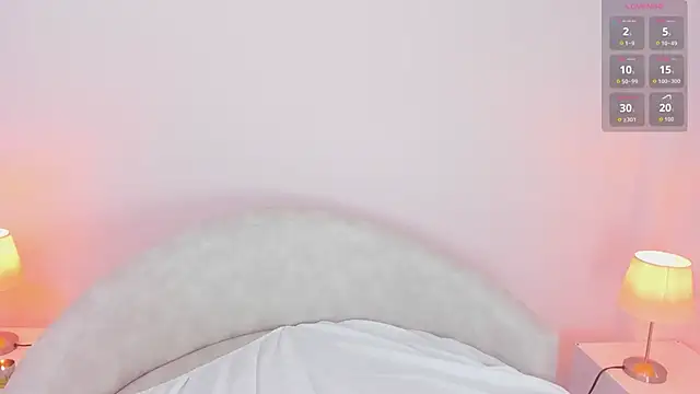 anna lorenss online show from December 4, 11:30 am