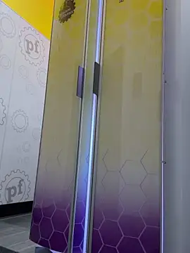 Snapshot of avarckssss chatting on September 15, 12:21 am avarckssss online show from September 15, 12:21 am