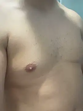 Tratto bianco002 online show from December 17, 6:53 pm