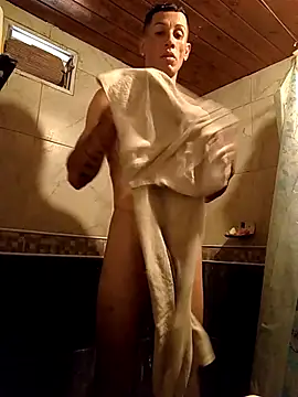 Snapshot of FlacoDani chatting on November 14, 6:17 pm FlacoDani online show from November 14, 6:17 pm