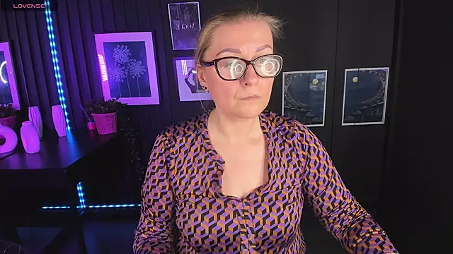 Snapshot of AlexandraKind chatting on February 21, 11:54 pm AlexandraKind online show from February 21, 11:54 pm