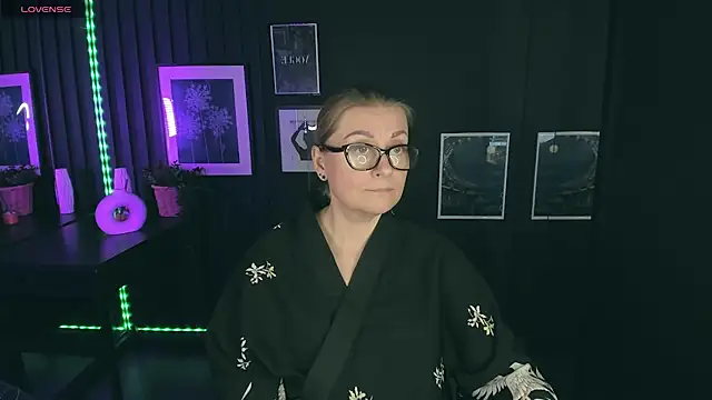 Snapshot of AlexandraKind chatting on February 28, 4:53 pm AlexandraKind online show from February 28, 4:53 pm