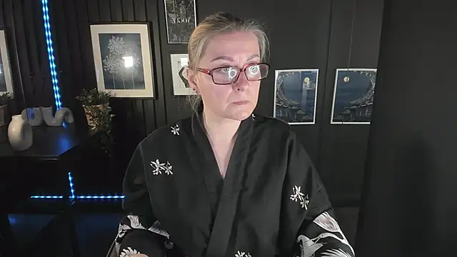 Snapshot of AlexandraKind chatting on September 23, 1:58 pm AlexandraKind online show from September 23, 1:58 pm