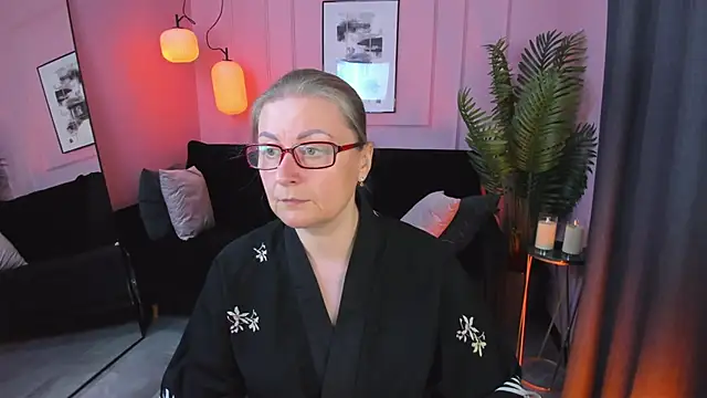 Snapshot of AlexandraKind chatting on September 26, 1:48 pm AlexandraKind online show from September 26, 1:48 pm