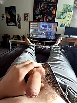 stev3w online show from October 18, 9:32 am