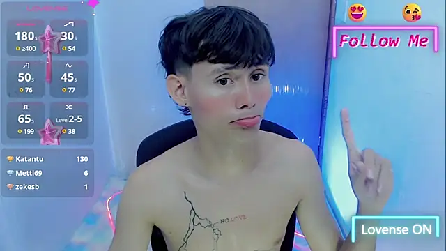 Snapshot of tanjiro_cute chatting on February 1, 6:54 am tanjiro cute online show from February 1, 6:54 am