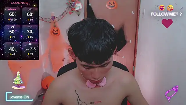 Snapshot of tanjiro_cute chatting on November 17, 7:14 am tanjiro cute online show from November 17, 7:14 am