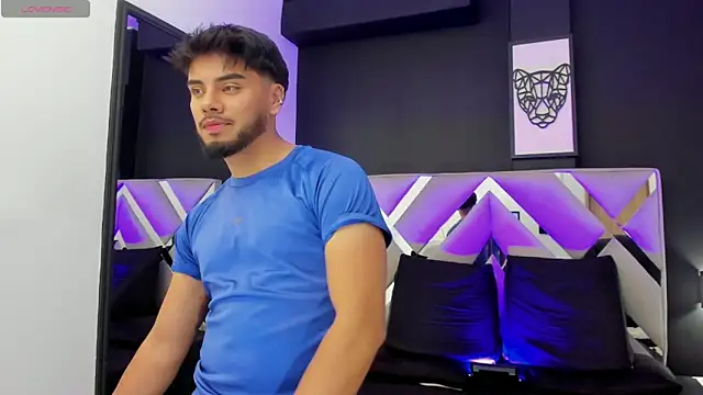 Tommidubois online show from January 26, 12:16 am