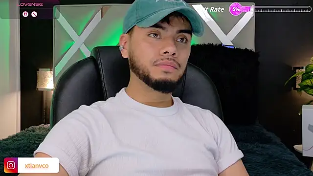 Tommidubois online show from December 17, 4:07 am