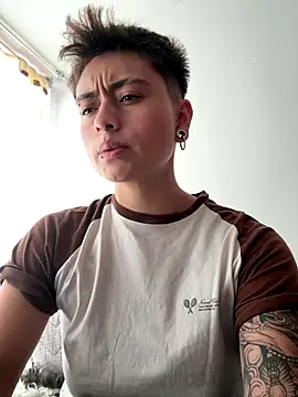 Snapshot of Chriss_gomez2 chatting on October 5, 7:45 pm Chriss gomez2 online show from October 5, 7:45 pm