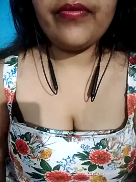 Love-Veronica online show from March 20, 6:02 pm