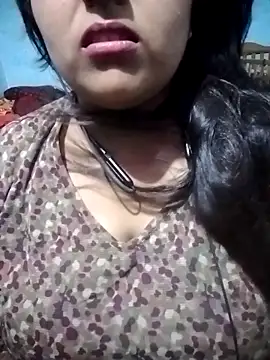Snapshot of Love-Veronica chatting on April 25, 1:36 pm Love-Veronica online show from April 25, 1:36 pm