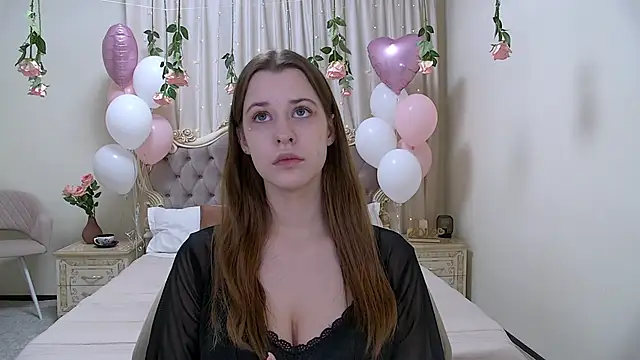 Snapshot of AgataAisitt chatting on February 18, 12:04 am AgataAisitt online show from February 18, 12:04 am