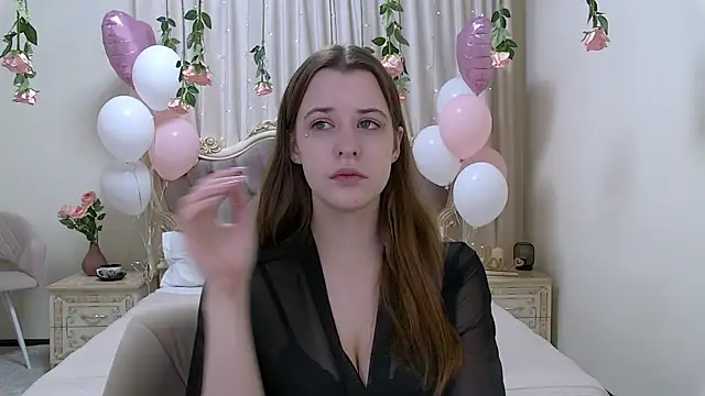 Snapshot of AgataAisitt chatting on February 18, 3:21 am AgataAisitt online show from February 18, 3:21 am