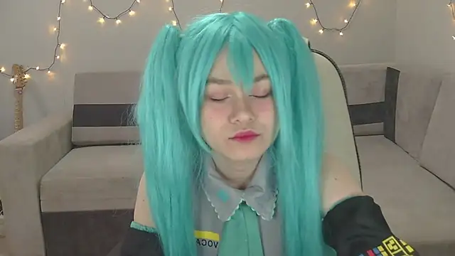 yuno nya online show from December 17, 11:17 am