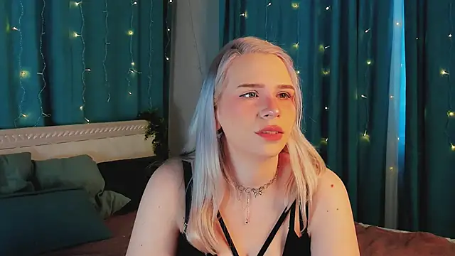 Snapshot of LynetBarritt chatting on January 31, 4:14 am LynetBarritt online show from January 31, 4:14 am