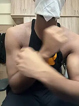 Snapshot of baddassindian chatting on January 6, 7:02 pm baddassindian online show from January 6, 7:02 pm