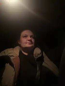 Snapshot of Inked_blondi chatting on February 28, 1:58 am Inked blondi online show from February 28, 1:58 am