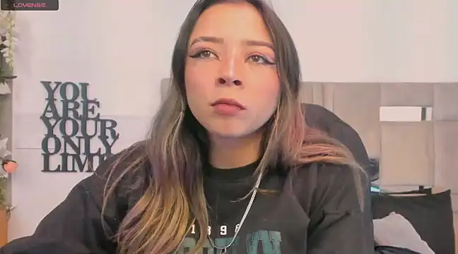 natacha  black  online show from January 23, 1:02 pm