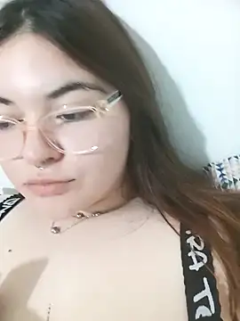 fresitaju online show from November 11, 5:40 am