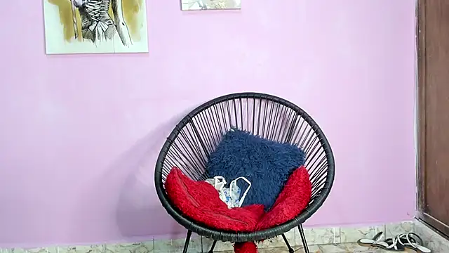 Snapshot of ZoeSmith6 chatting on January 14, 4:08 pm ZoeSmith6 online show from January 14, 4:08 pm