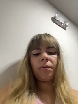 gabyfoxster online show from April 5, 1:25 am