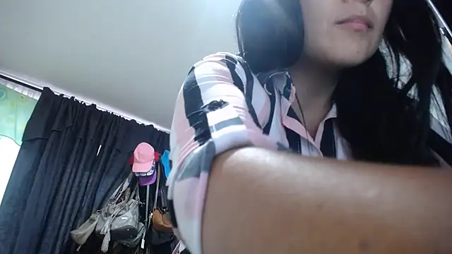 princehermosa44 online show from October 10, 9:47 pm