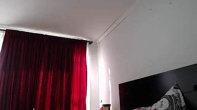 princehermosa44 online show from April 2, 9:01 pm