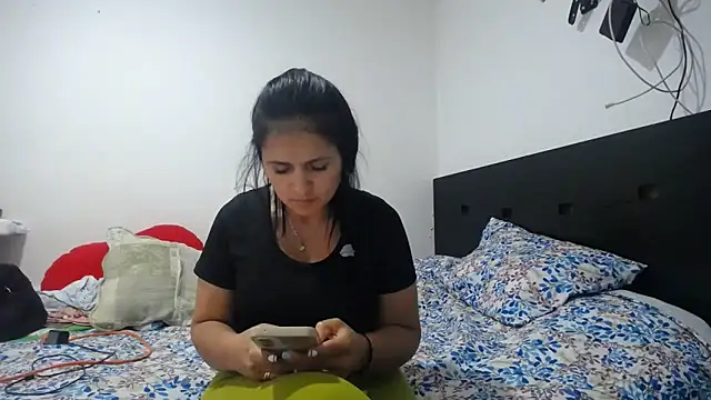 Snapshot of princehermosa44 chatting on June 6, 8:57 pm princehermosa44 online show from June 6, 8:57 pm