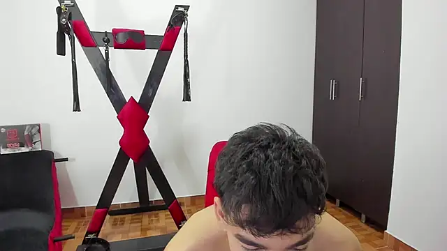 Snapshot of Harry_LatinBoy chatting on January 9, 11:02 pm Harry LatinBoy online show from January 9, 11:02 pm