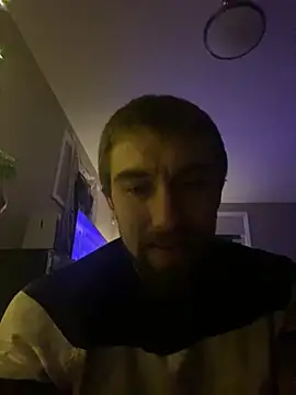 Snapshot of Fuckboy4public chatting on December 11, 10:16 pm Fuckboy4public online show from December 11, 10:16 pm