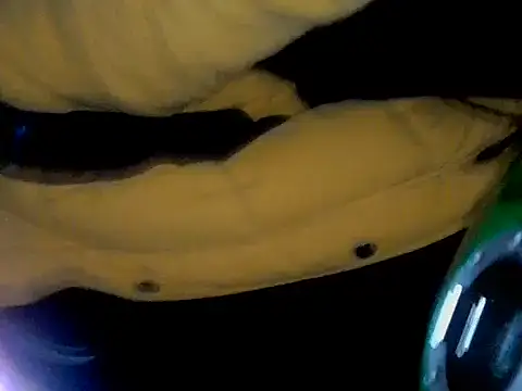 Snapshot of Fuckboy4public chatting on October 6, 9:18 am Fuckboy4public online show from October 6, 9:18 am