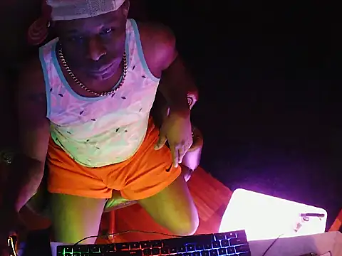 Bignc online show from September 28, 10:48 pm