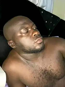 Snapshot of Suckmehar chatting on December 3, 11:02 pm Suckmehar online show from December 3, 11:02 pm