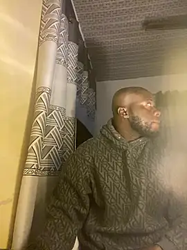 Snapshot of Suckmehar chatting on January 29, 7:43 pm Suckmehar online show from January 29, 7:43 pm